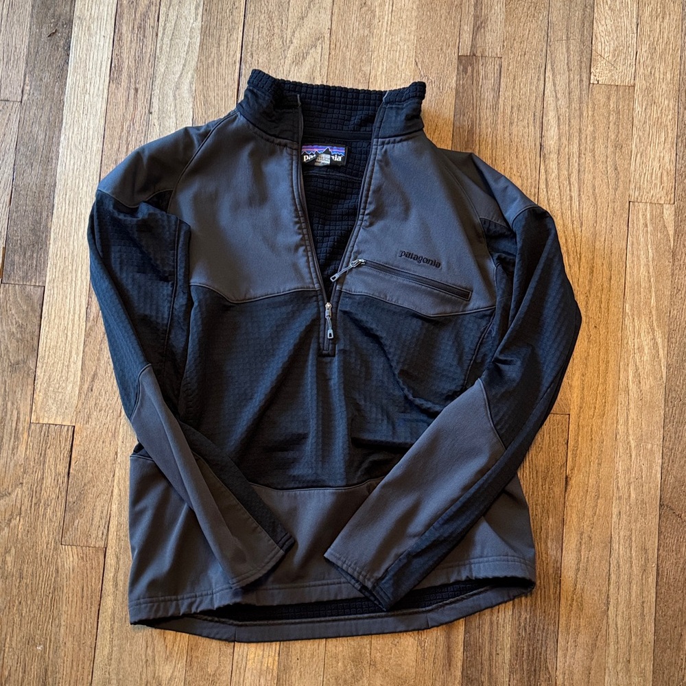 Patagonia Men's Long-Sleeved R1 Field 1/4-Zip